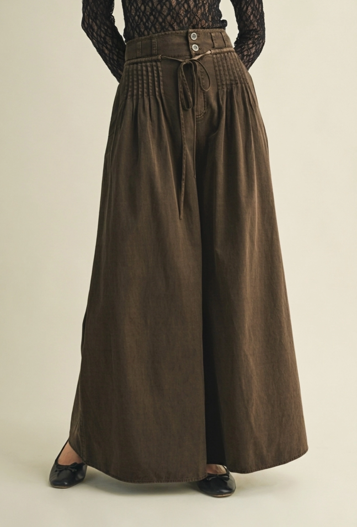 The Marlowe Pleated Wide Leg Pants