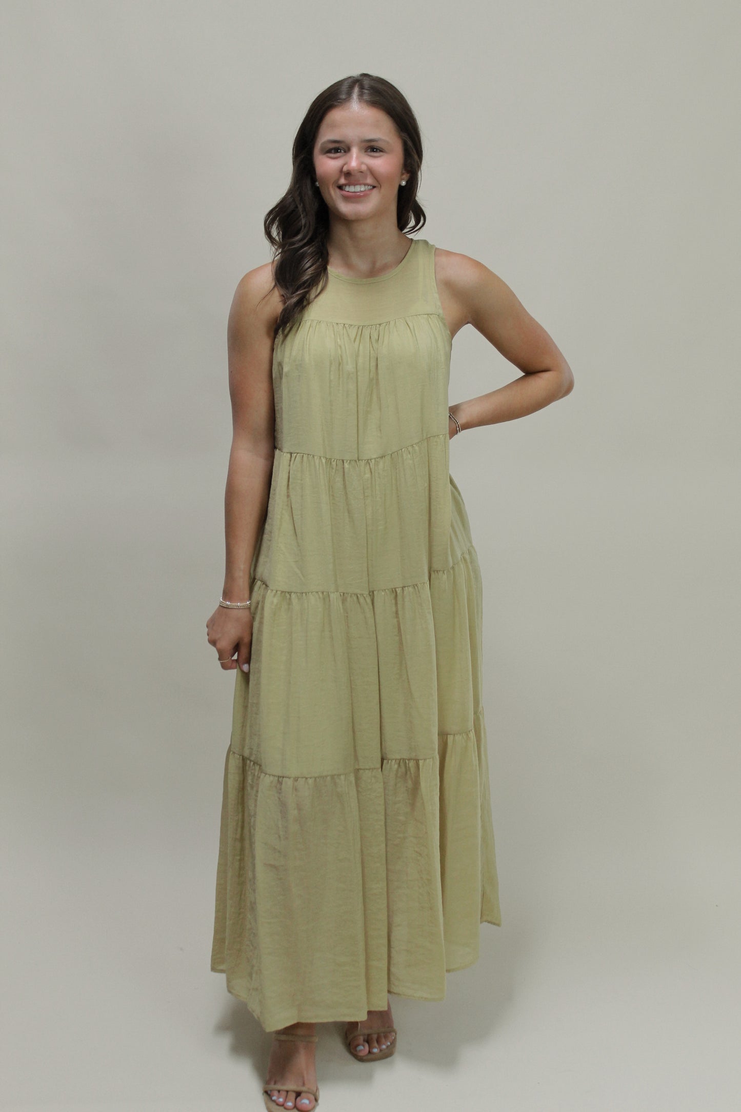 Ava Wren Sleeveless Tiered Midi Dress