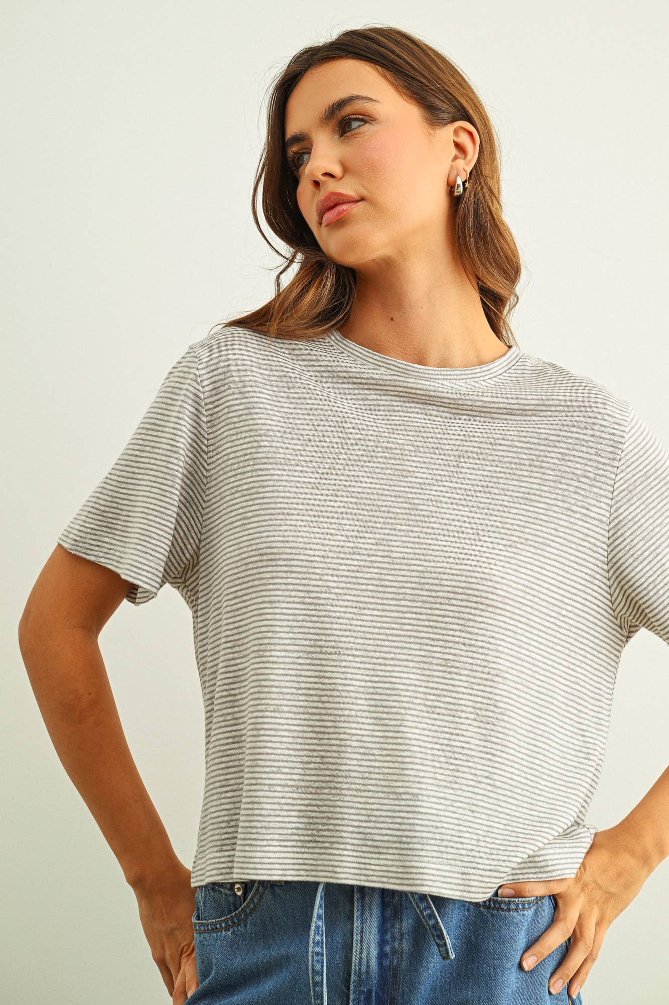 MIOU MUSE - ET6642   STRIPE SLUB SHORT SLEEVE TOP: GREY, L