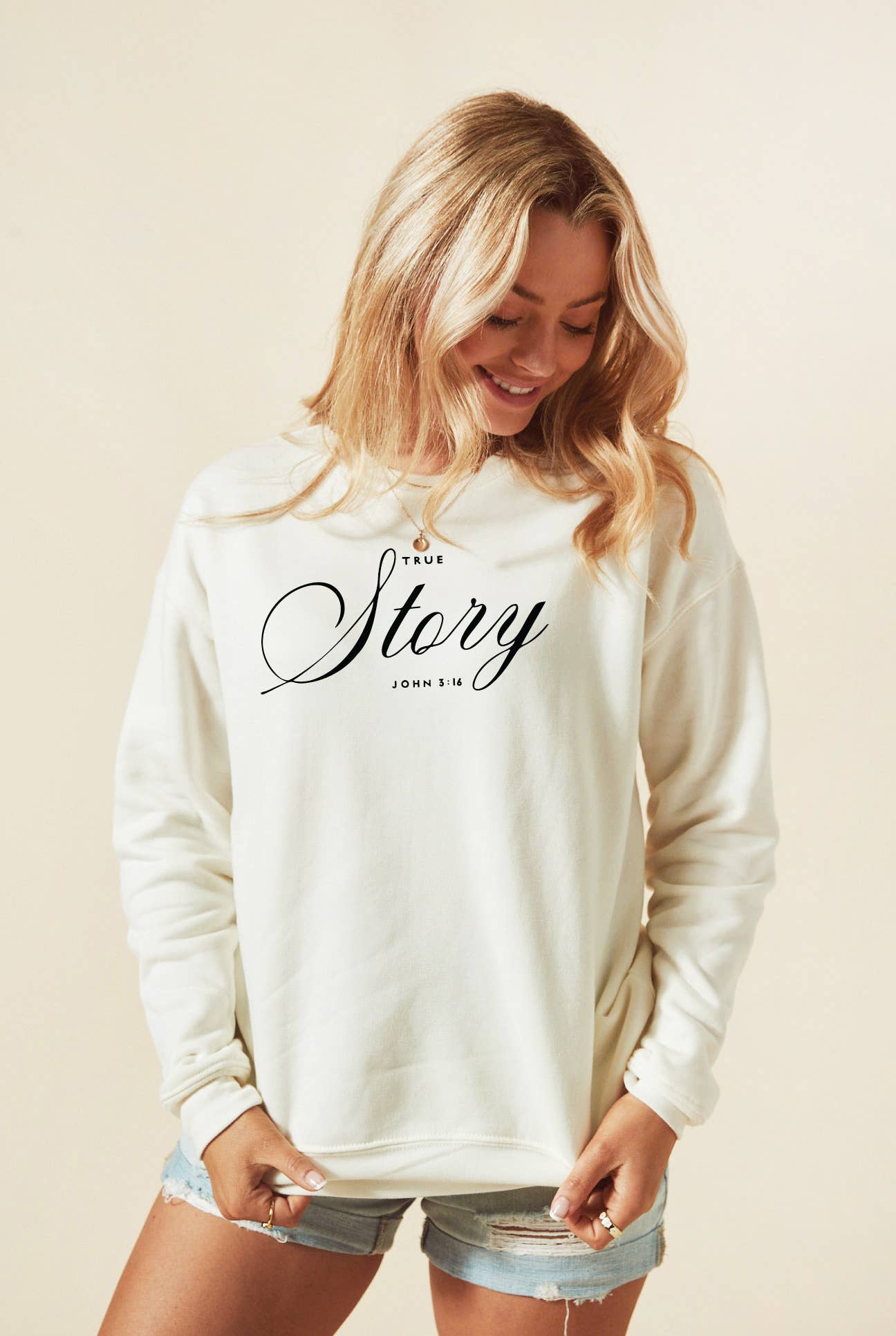 TRUE STORY JOHN 3:16 Cream Graphic Sweatshirt: