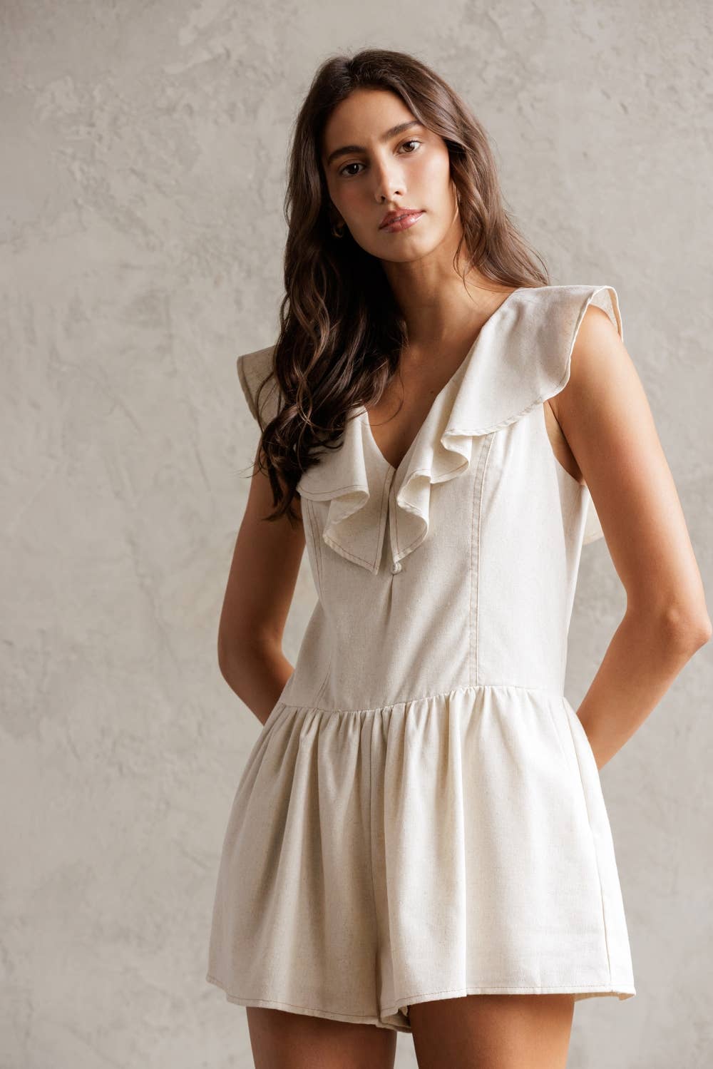 STORIA - JR8123-SLEEVELESS RUFFLE COLLAR ROMPER: SAND, L