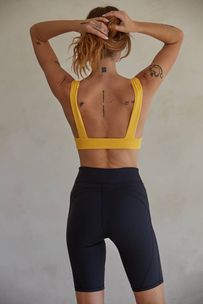 By Tog Triangle Seamless V Neck Brami