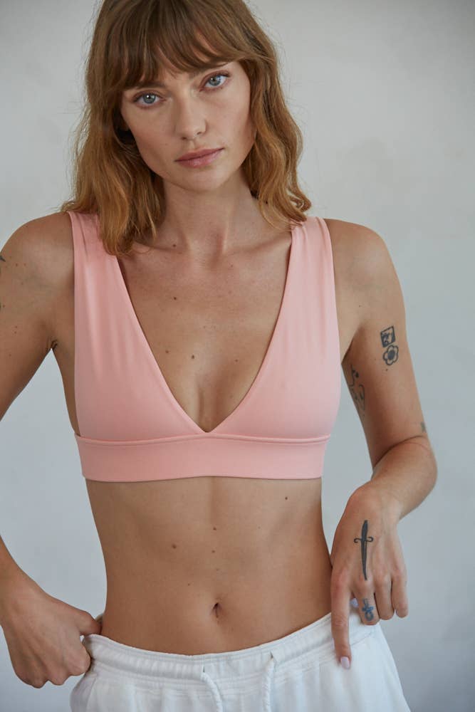 By Tog Triangle Seamless V Neck Brami