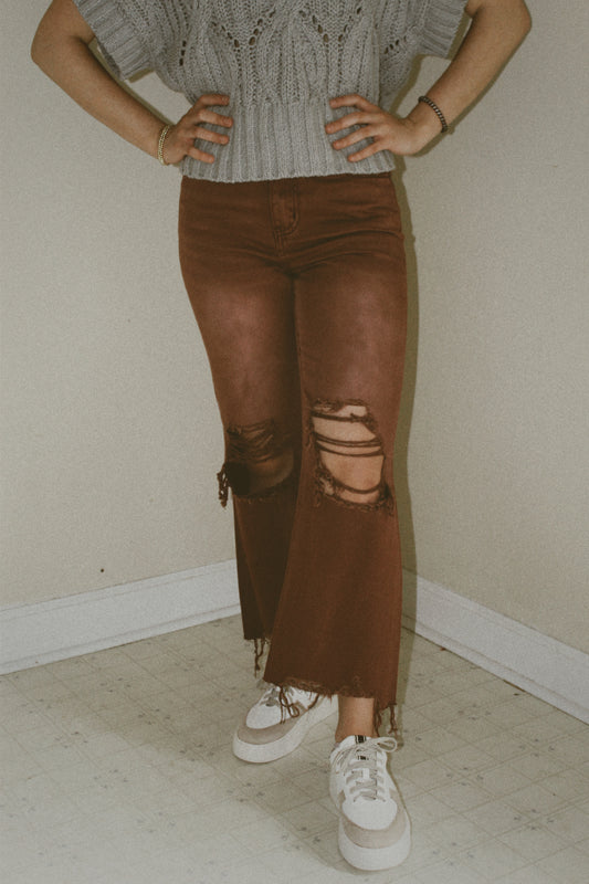 Leslie Beau Cropped Jean - Burgundy