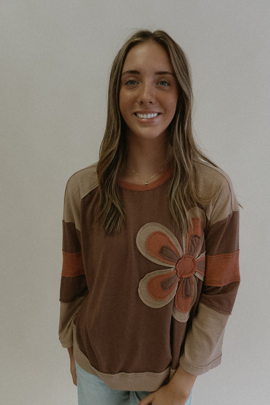 Easel Red Bean Flower Patch LS Shirt w Wide Ribbed Contrast Sleeve