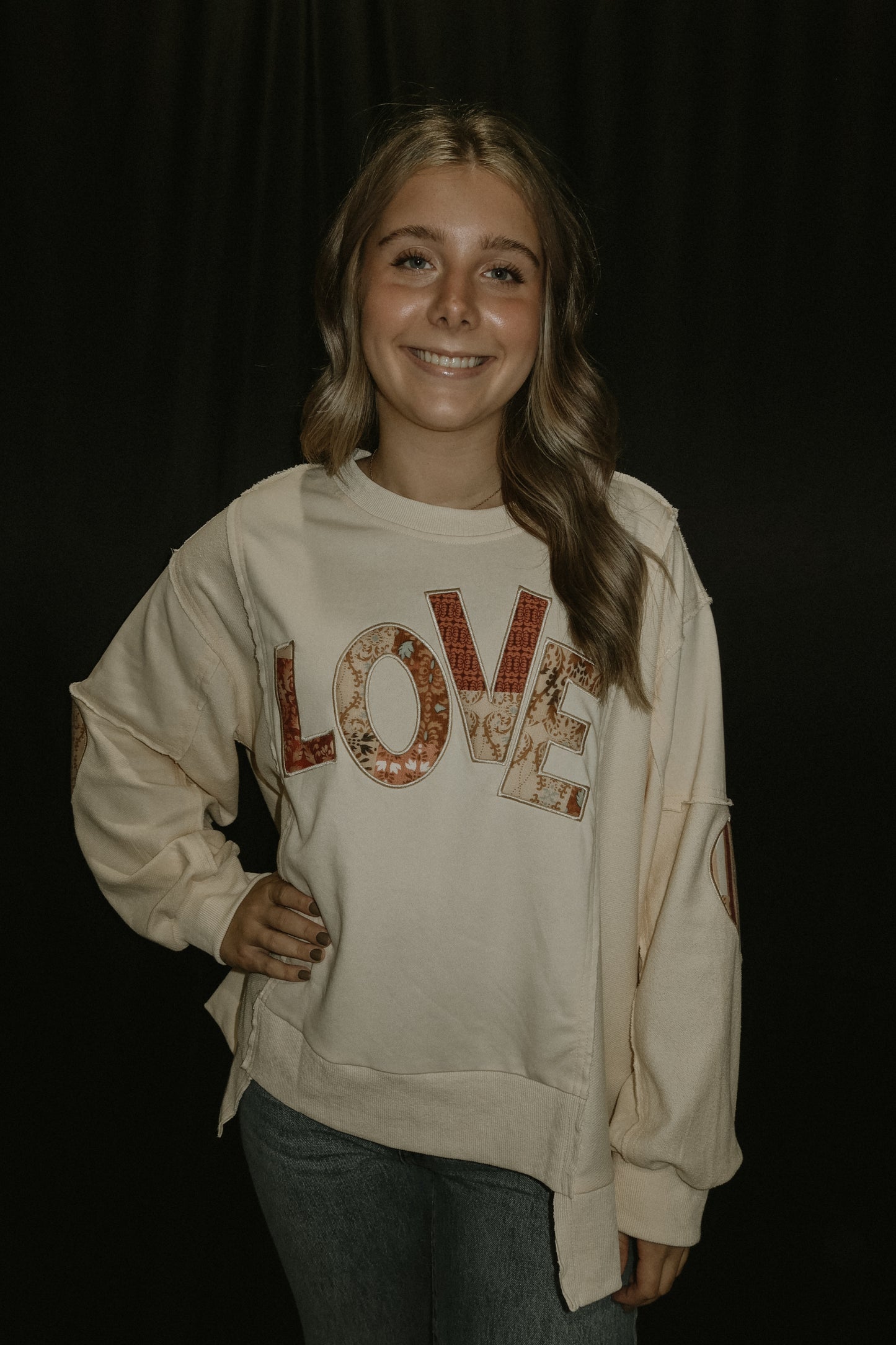 Love Crewneck - Cream