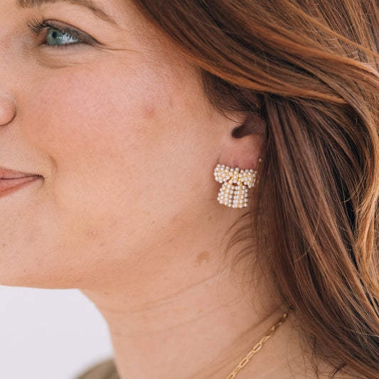 Pretty Girl Bow Earrings