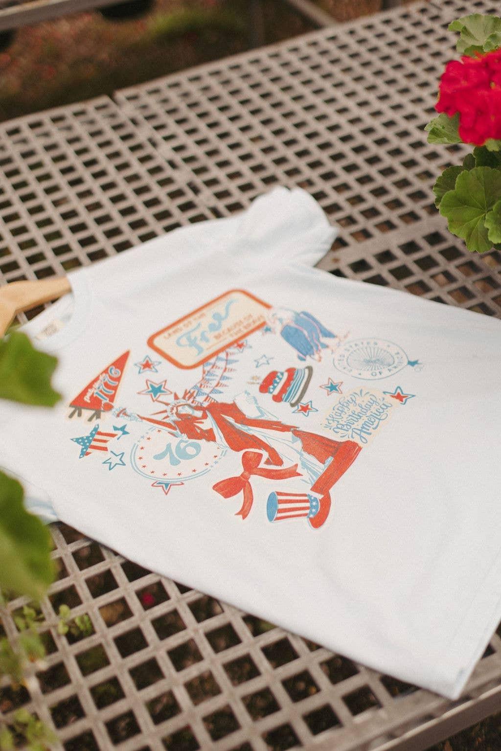 BLUE USA STICKER PATCH TEE / 4th of July Graphic TEE