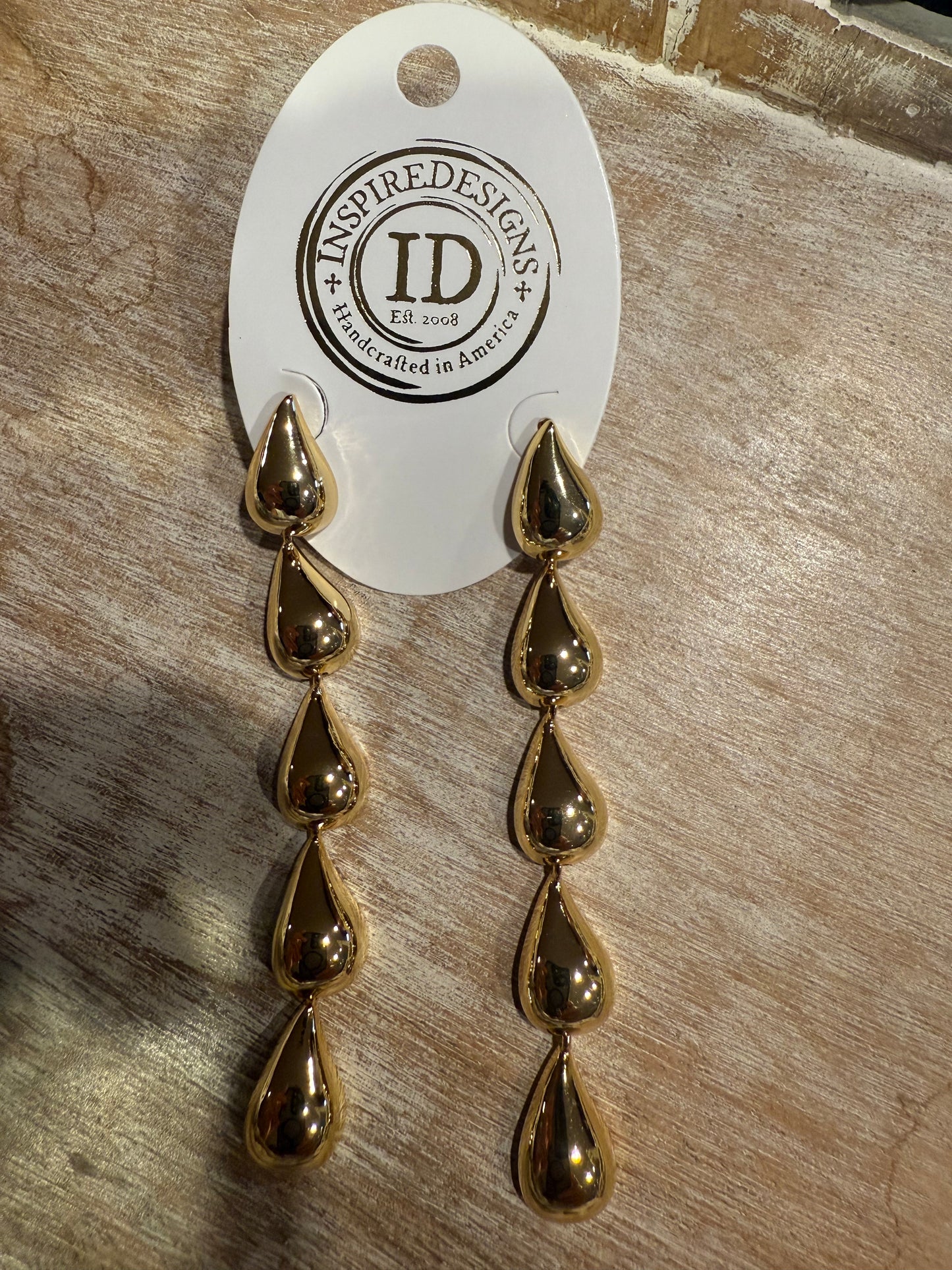 ID Raindrop Earring