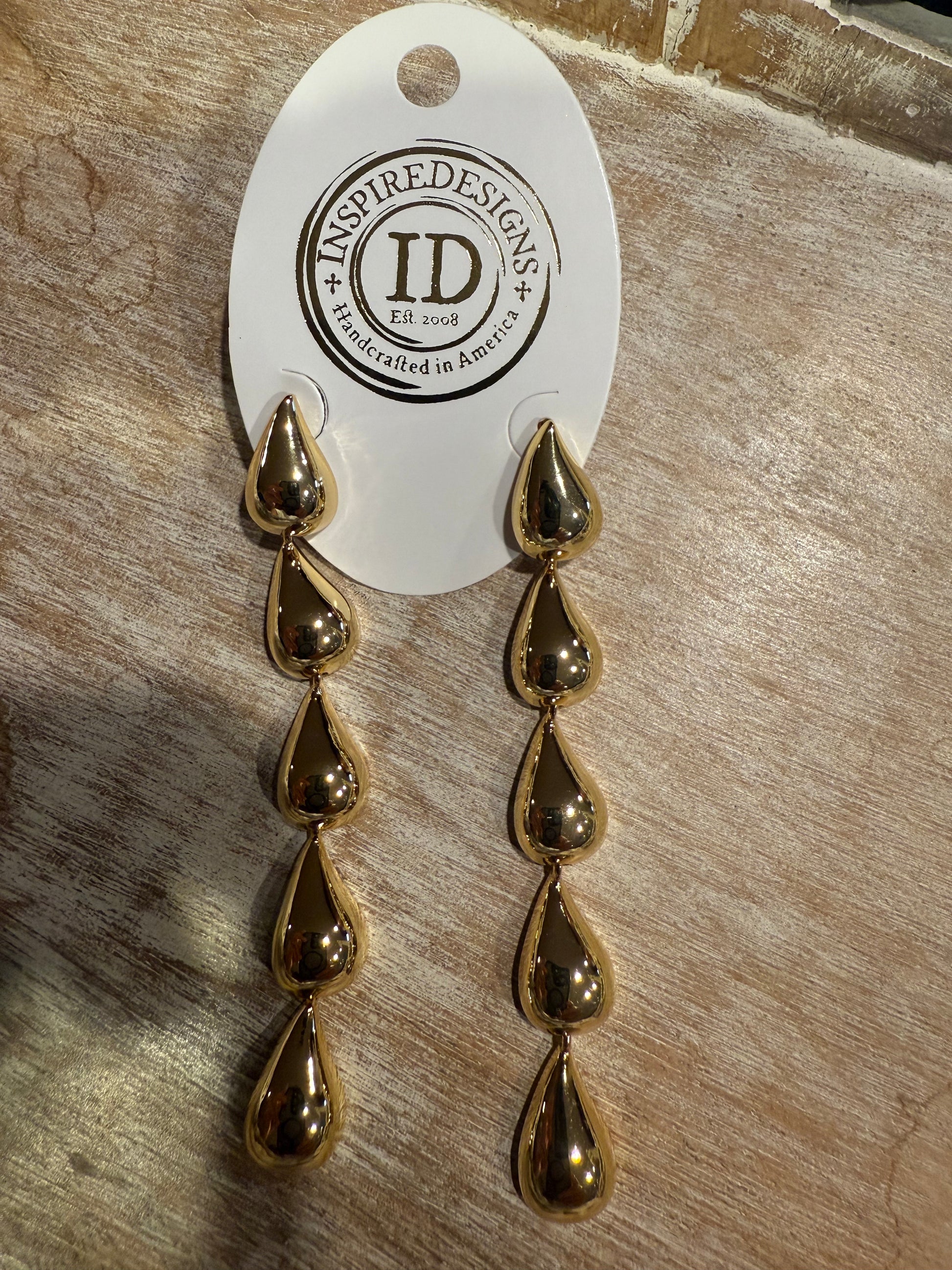 ID Raindrop Earring