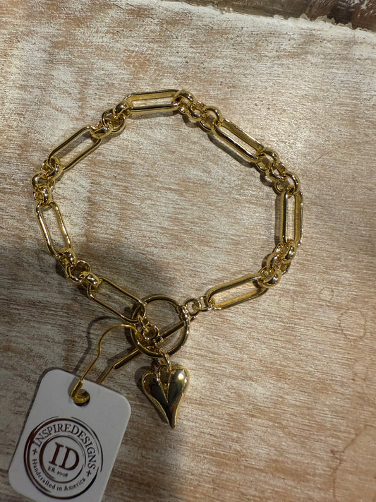 ID Timeless Toggle-Heart Bracelet